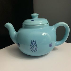 Vintage Cronin Blue Tulip Teapot